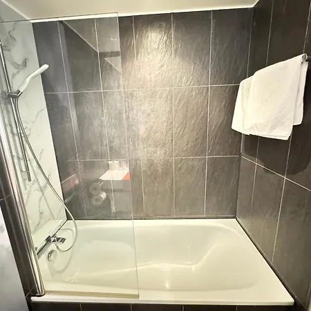 Mit Einer Kitchenette - Naehe Frankfurt-messe - Fair Apart Otel Frankfurt am Main