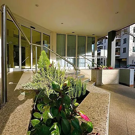 Apartmanhotel Mit Einer Kitchenette - Naehe Frankfurt-messe - Fair 4*