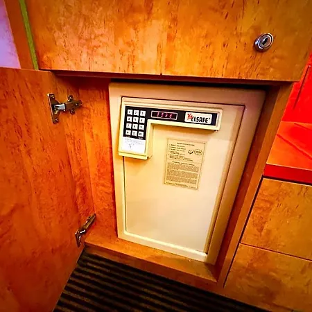 Apartmanhotel Mit Einer Kitchenette - Naehe Frankfurt-messe - Fair 4*